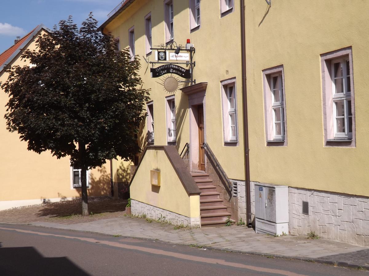 Hotel "Zur Sonne" Querfurt Luaran gambar